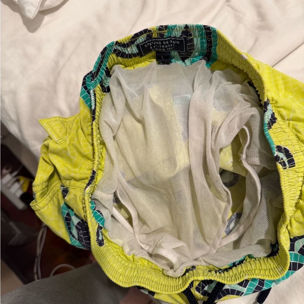 Vilebrequin Men's Moorea Mosaic Turtles Swim Trunk size large - Picture 2 of 6